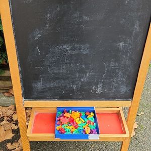 Tableau et lettres magnetiques 