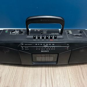 Radio cassette a piles