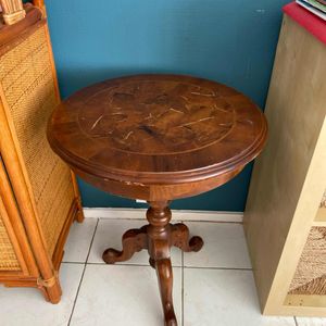 Petite table en bois - urgent