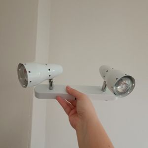 Applique à 2 ampoules 