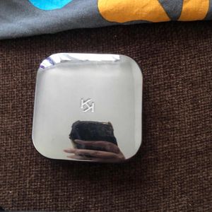 Poudre, Kiko ￼ entamer ￼