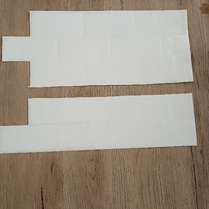 "faience" adhesive blanche en plastique