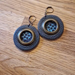 Boucles d'oreilles cuir et textile 