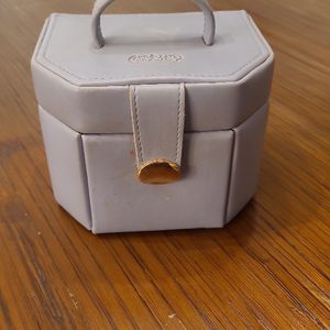 Petite boite à bijoux