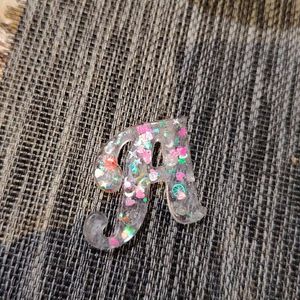 Lettre A en résine mou 