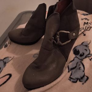 Bottines marron a talons 