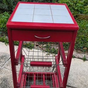 Petite table d'appoint 