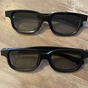 Lot de 2 paires de lunettes ciné 4D