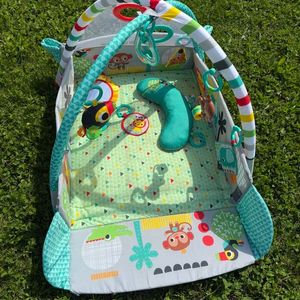 𝗧𝗮𝗽𝗶𝘀 𝗱’𝗲́𝘃𝗲𝗶𝗹 𝗲́𝘃𝗼𝗹𝘂𝘁𝗶𝗳