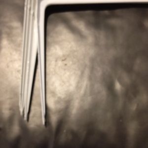 Lot 2 4 équerres blanches 200x250