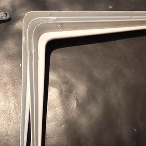 Lot 5 3 équerres blanches 200*250