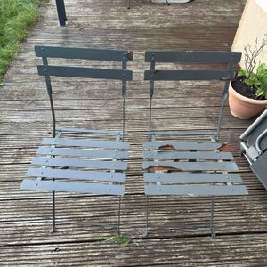 2 chaises de jardin 