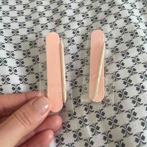 2 mini limes et pousse cuticules en bois neuf 