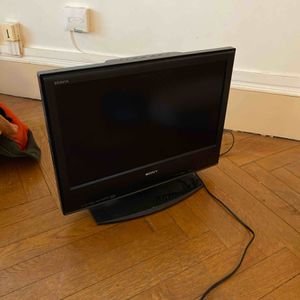 Sans télécommande mais fonctionne certainement