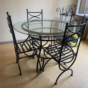 Table en verre + Porte photos et support plante