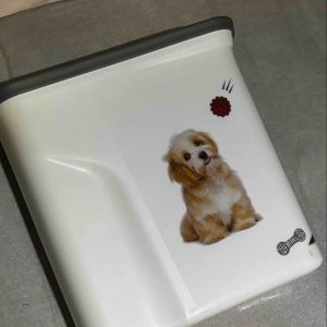 Boîte à croquettes 