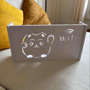 Rangement mural sans parcage pour box internet 