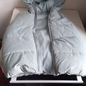 Doudoune fille manche courte taille 11/12 ans 
