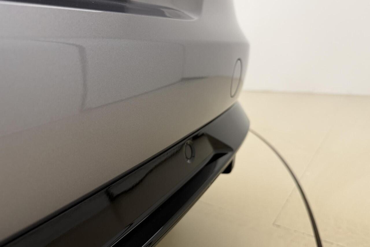Opel Grandland 1.6 Turbo Plug-In Hybrid 4×4 Ultimate | Afn. Trekhaak | Matrix verlichting | Elek. Achterklep | Stoel, Stuur en Voorruit verwarming |