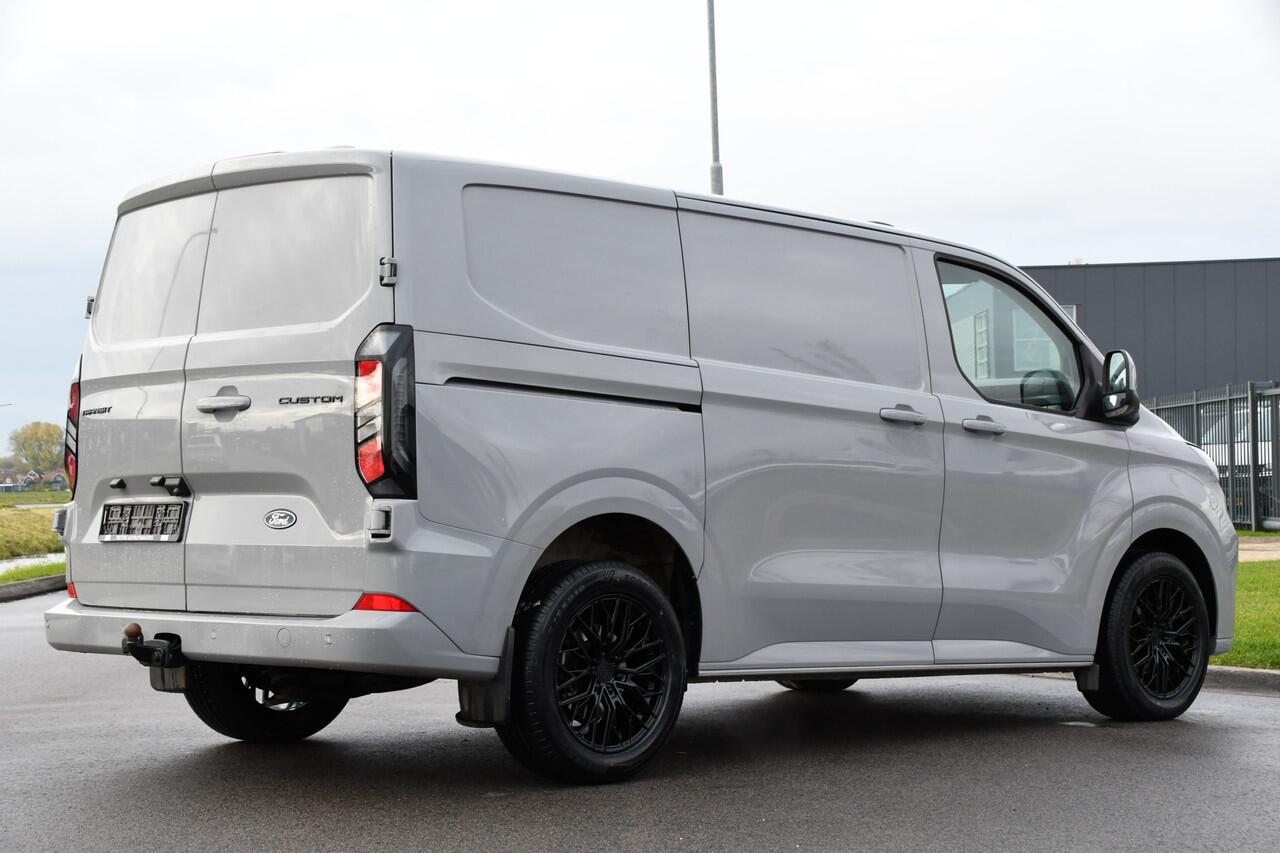 Ford TRANSIT CUSTOM 300 2.0 TDCI L1H1 Limited PB Edition Virtual, Adaptieve Cruise, Carplay, LED, Stoelverwarming, 136pk, Automaat, Trekhaak, Multimedia, Uniek!