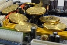 Биткоин обвалился после запуска криптовалюты Мелании Трамп - новости