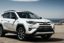 Обнадеживающие новости: в Россию вернулся любимый Toyota RAV4 по цене всего от 2,3 миллиона. - новости