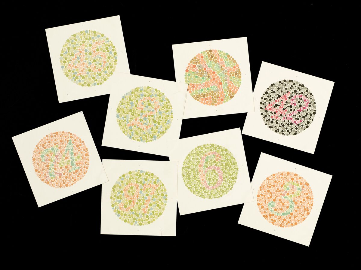 Illustration depicting a human eye with intricate, detailed patterns and subtle color gradations, symbolizing a new scientific method for analyzing ocular health.