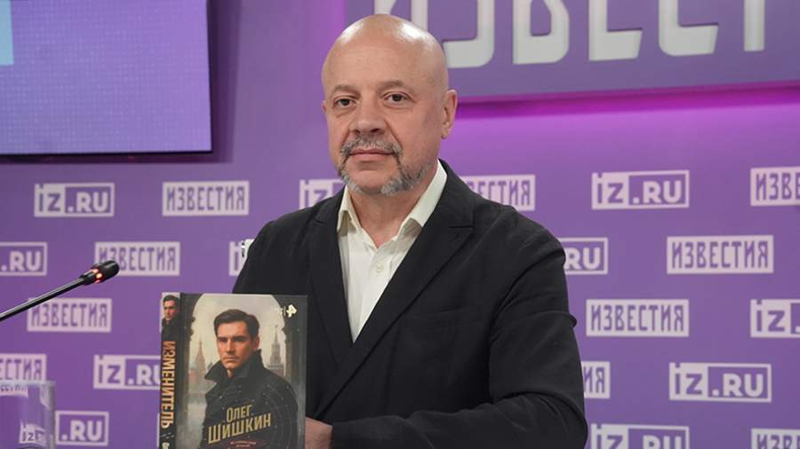 Олег Шишкин запускает литературную машину времени в интерьере советской хрущевки