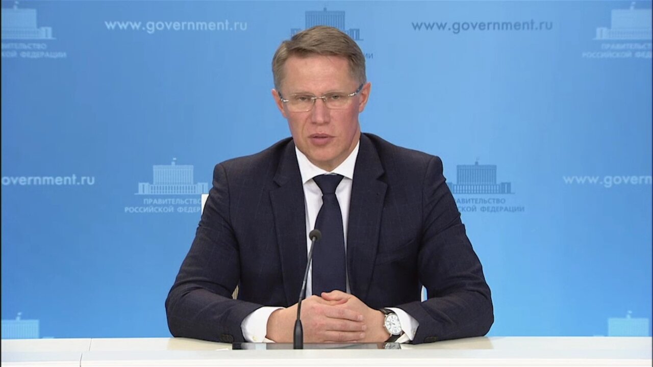 Иллюстрация, показывающая взаимодействие искусственного интеллекта и врача с пациентом