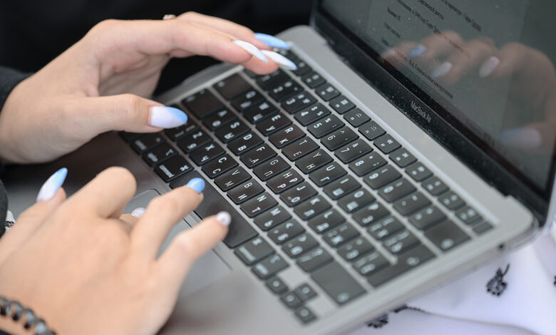 Сравнение искусственного интеллекта и живого студента в мединституте