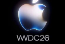Тим Кук на сцене WWDC26 во время последней гастроли, окруженный умными нейросетями
