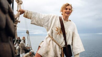 Изображение, иллюстрирующее тему гуслей, моря и Никиты Кологривого в новом «Садко»