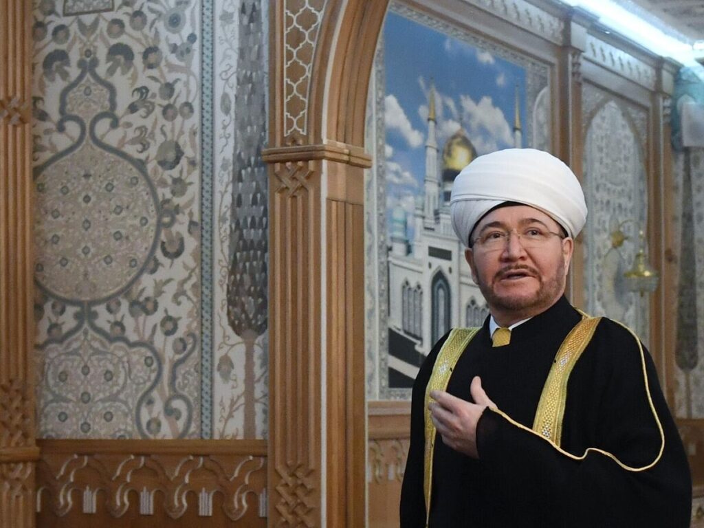Муфтий Гайнутдин делится рецептом добрососедства