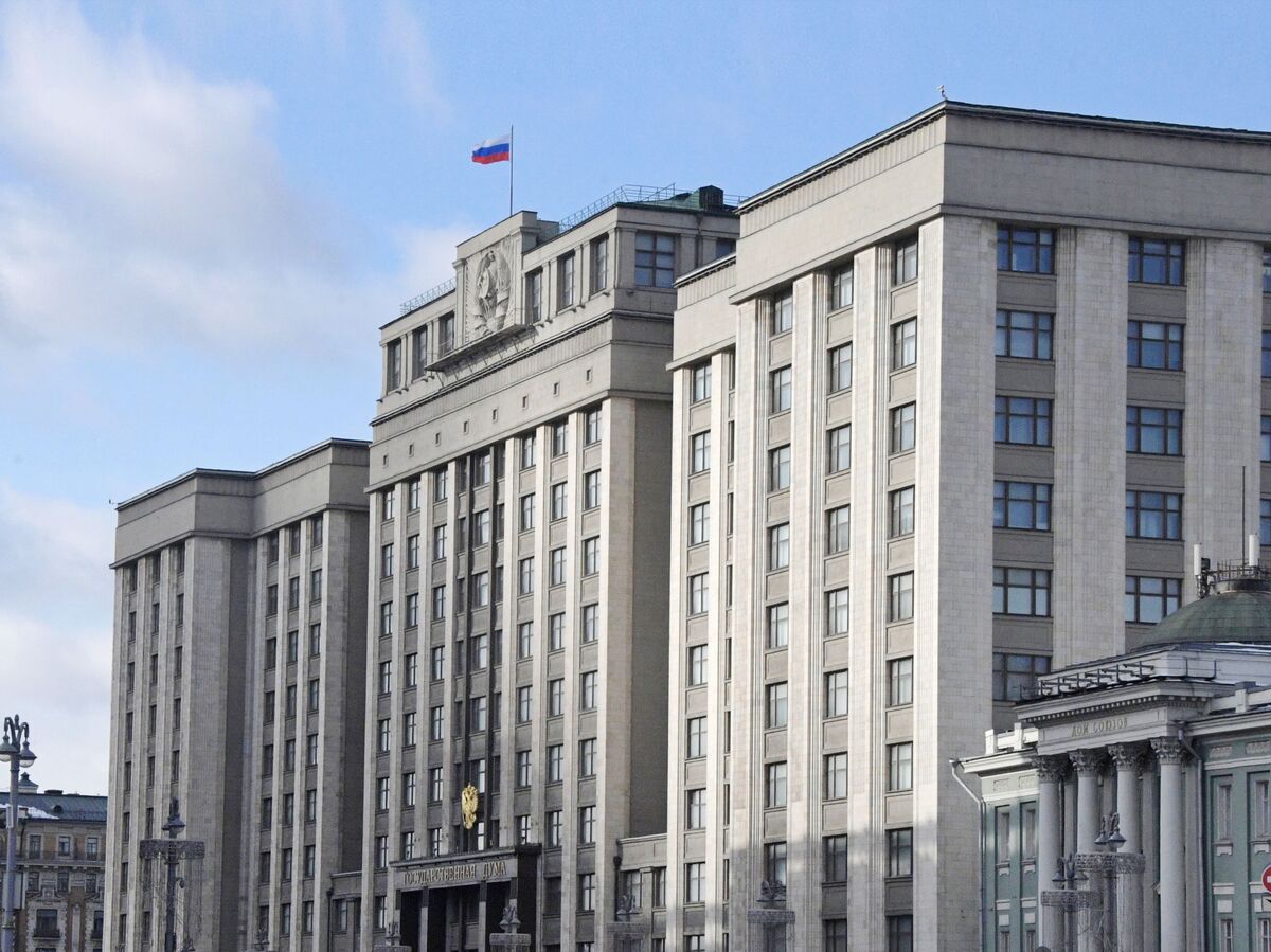Изображение, символизирующее душевный кешбэк и поддержку обсуждения детских травм