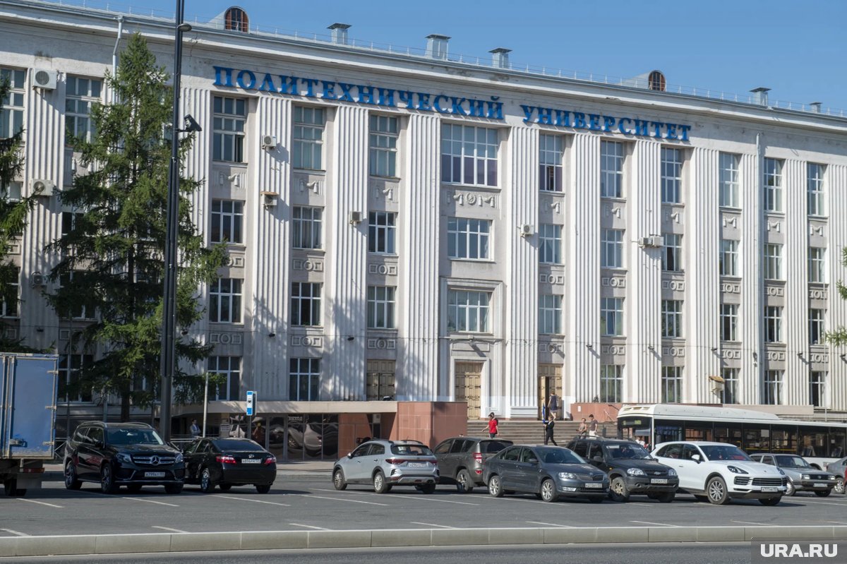 Студенты Пермского Политеха используют нейросети для обучения