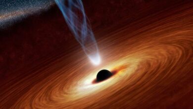 Джеймс Уэбб наблюдает черные дыры за тайным перееданием