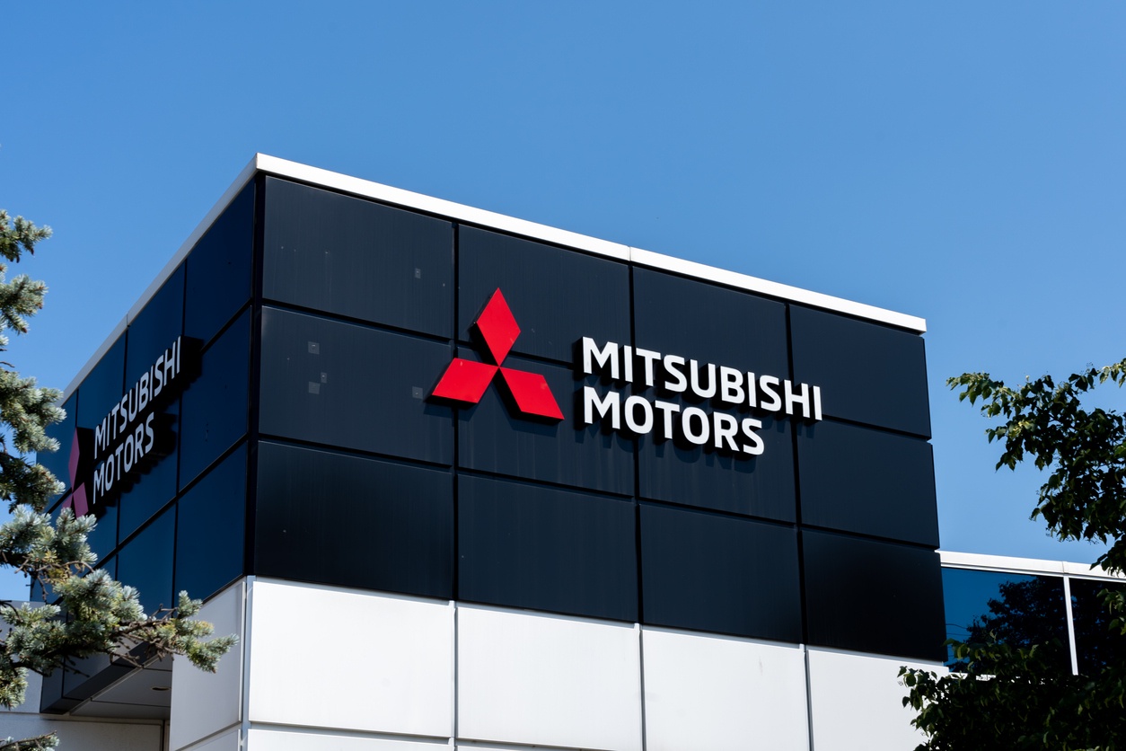 Возвращение легенды: Mitsubishi Montero готовится покорять бездорожье и наши сердца
