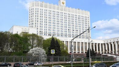 Иллюстрация процесса творчества и совместной работы сотрудников