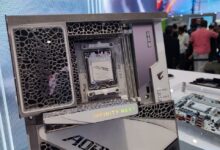 Дырчатая плата AORUS, создающая эффект космических кружев