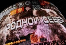 Гигантский мамонт и небесный олень на выставке ПМЭФ