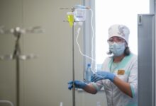 Иллюстрация к теме цифровой медицины и тайных визитов к врачу