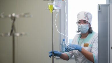 Иллюстрация к теме цифровой медицины и тайных визитов к врачу