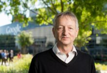 Нобелевский лауреат исследует человеческую душу в нейросетях