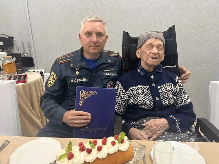 Легендарный огнеборец из Поморья празднует 104-летие