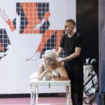 Постановка в Самарском драмтеатре, где Гольдони 'искупается' в бассейне, 70-е годы
