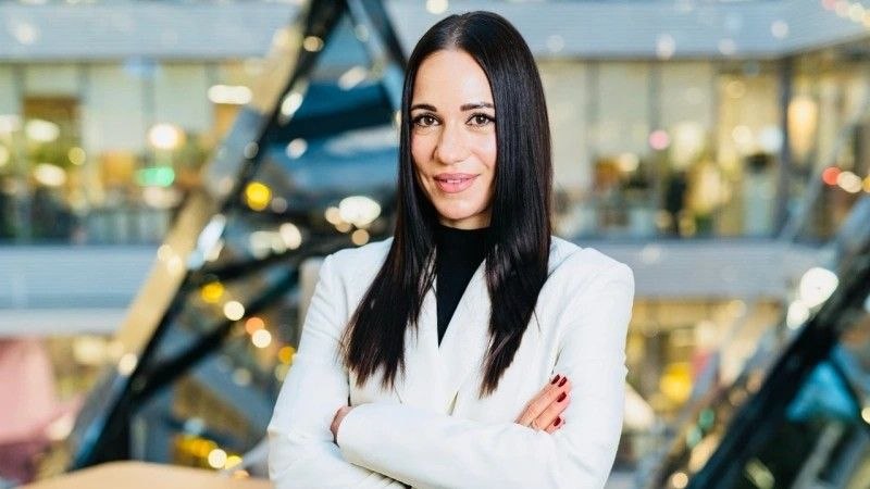 Трактор с искусственным разумом на поле