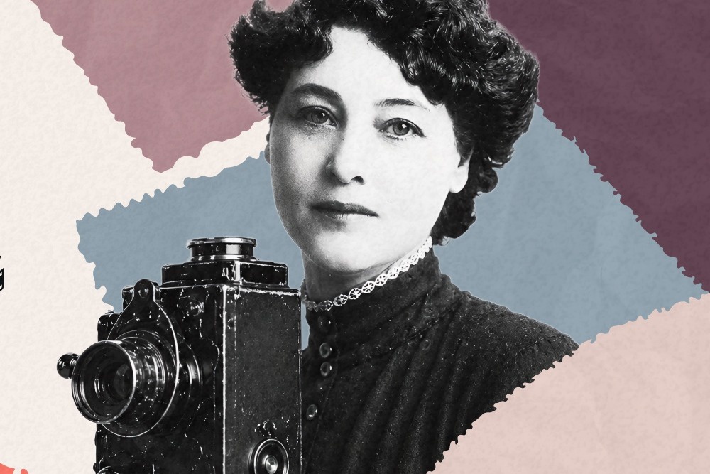 Плакат фестиваля фильмов, где женщины являются режиссерами и сценаристами.