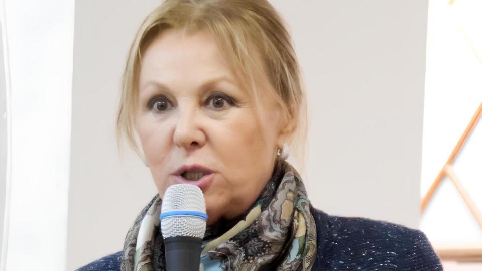 Наталья Селезнёва