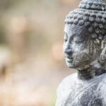 Изображение Будды, собирающего чемоданы с древними реликвиями Калмыкии