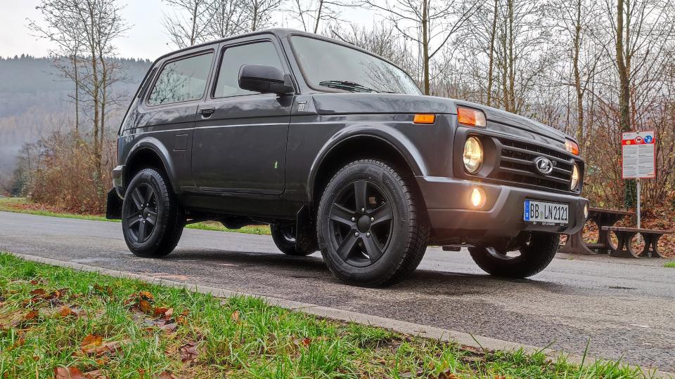Lada Niva Legend